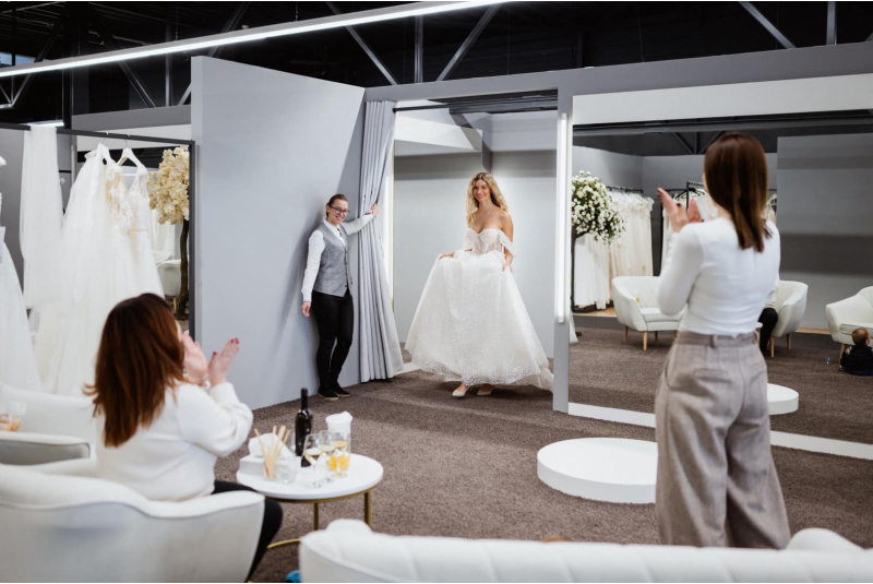 Nájomcovia / MONI - foto Nájomcovia / MONI - foto